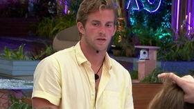 爱情岛 第十一季,情感漩涡再起，爱恨交织的岛屿奇遇